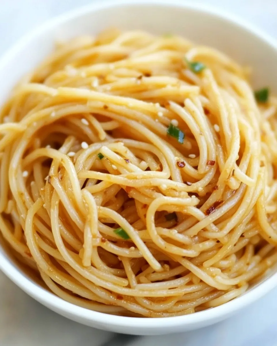 Easy Garlic Sriracha Noodles image